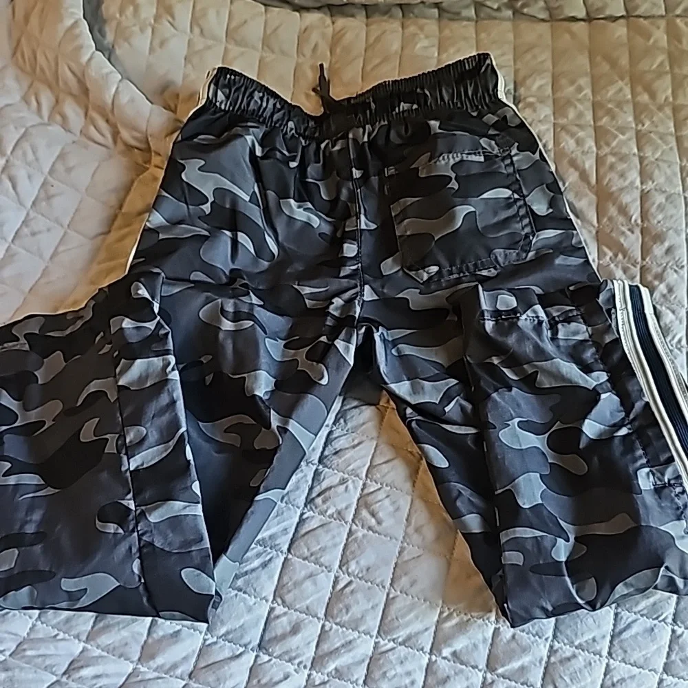 Oshkosh camo lined track pants 6